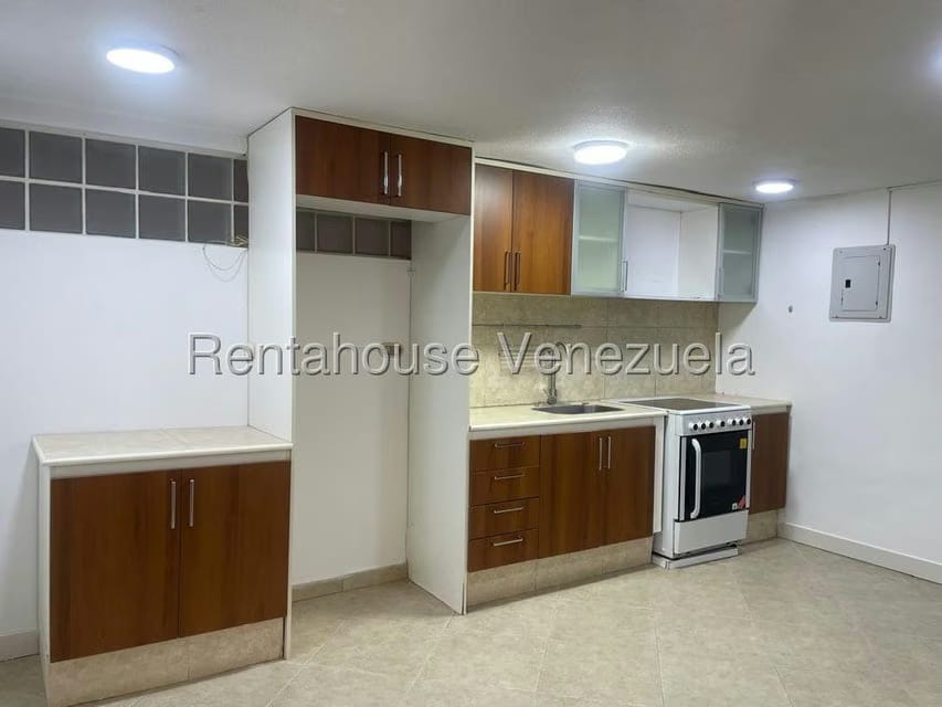 Apartamento (1 Nivel) en Alquiler en Macaracuay, Distrito Metropolitano - 4