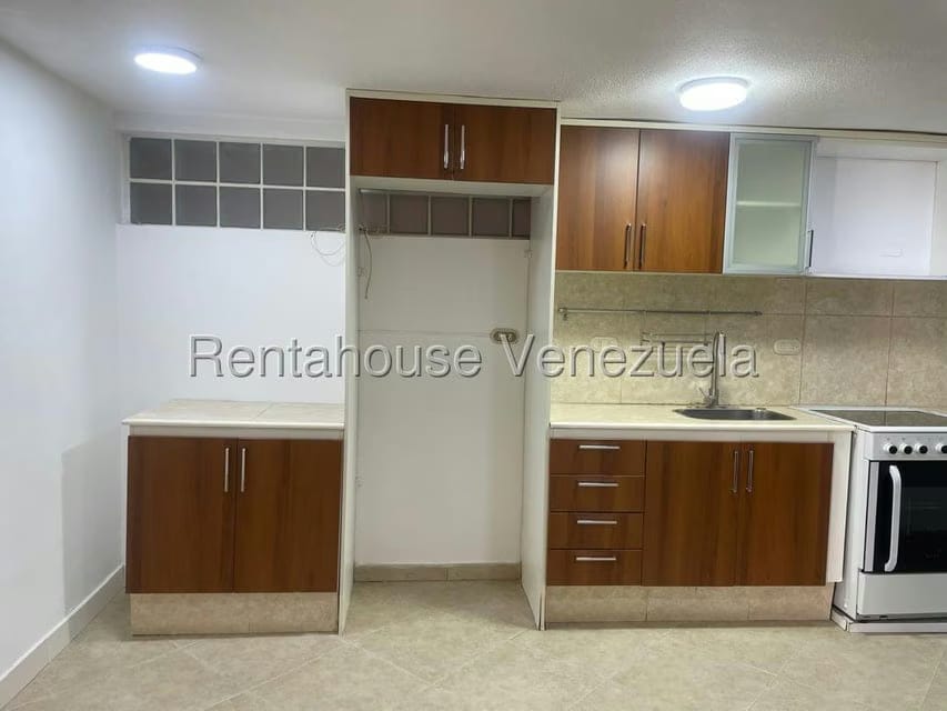 Apartamento (1 Nivel) en Alquiler en Macaracuay, Distrito Metropolitano - 5