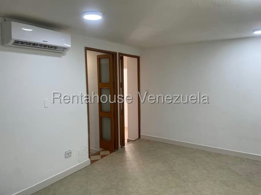 Apartamento (1 Nivel) en Alquiler en Macaracuay, Distrito Metropolitano - 6