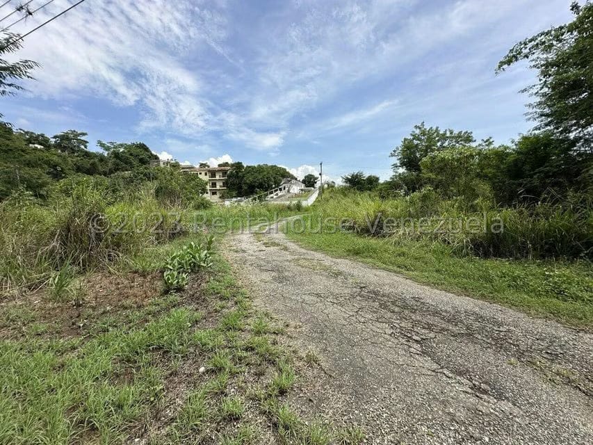 Terreno (Residencial) en Venta en Mara Country, Miranda - 12