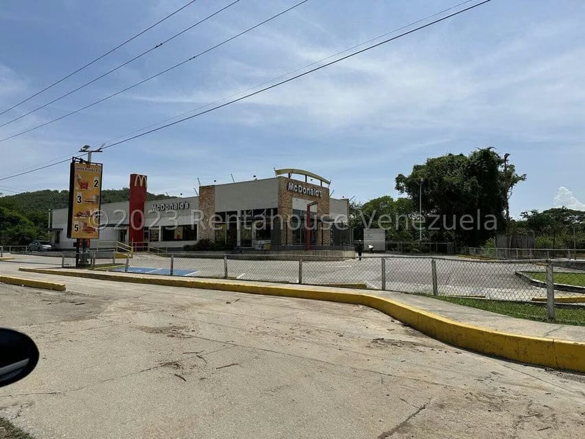 Terreno (Residencial) en Venta en Mara Country, Miranda - 27