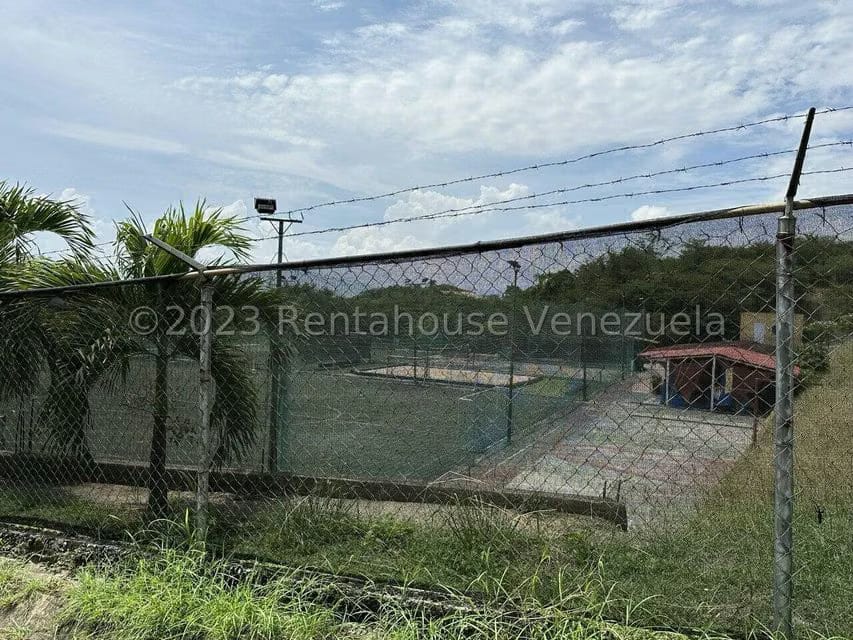 Terreno (Residencial) en Venta en Mara Country, Miranda - 6