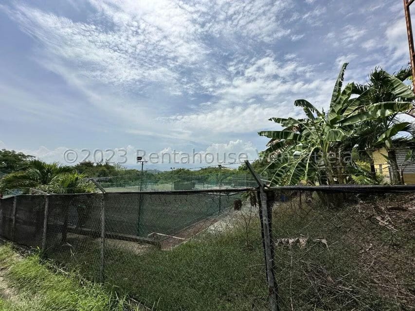 Terreno (Residencial) en Venta en Mara Country, Miranda - 8