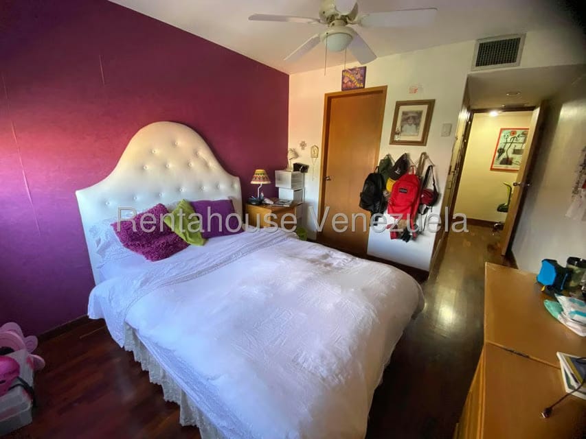 Apartamento (Duplex) en Venta en Los Samanes, Distrito Metropolitano - 16