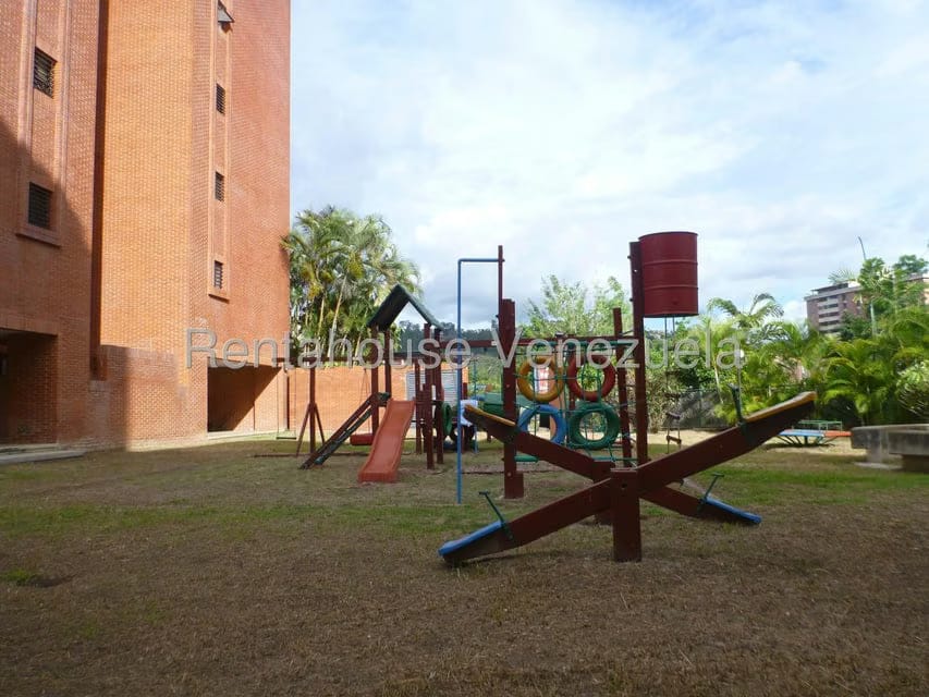 Apartamento (Duplex) en Venta en Los Samanes, Distrito Metropolitano - 34