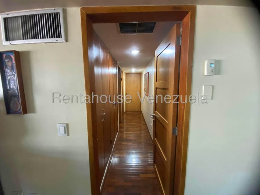 Apartamento (Duplex) en Venta en Los Samanes, Distrito Metropolitano - 10