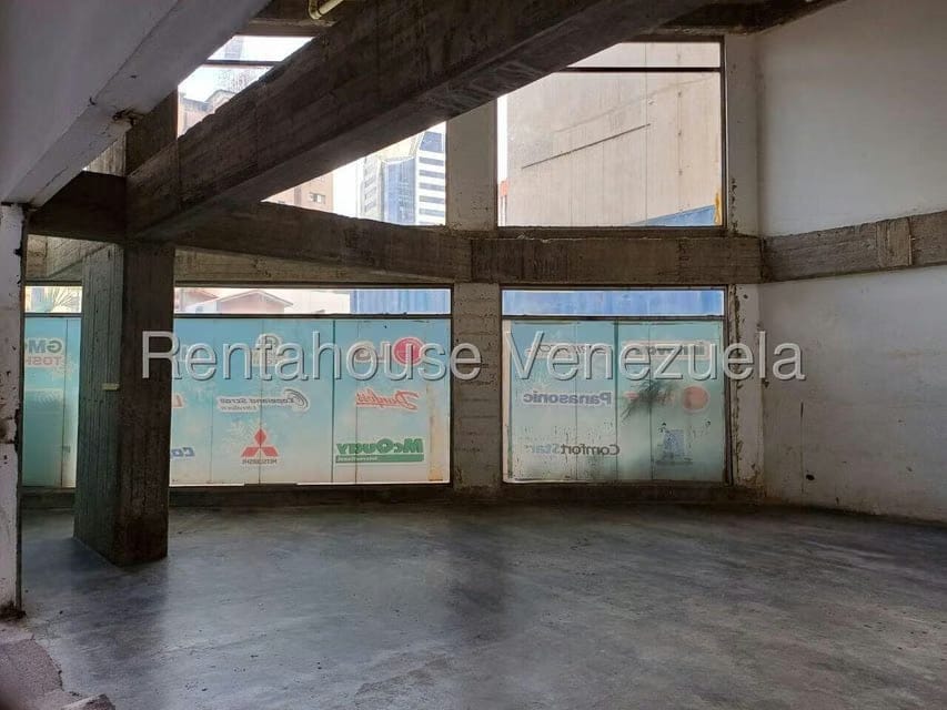 Comercial (Local Comercial) en Alquiler en El Rosal, Distrito Metropolitano - 3
