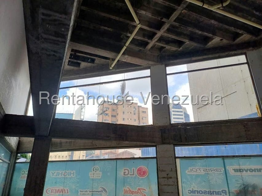 Comercial (Local Comercial) en Alquiler en El Rosal, Distrito Metropolitano - 6