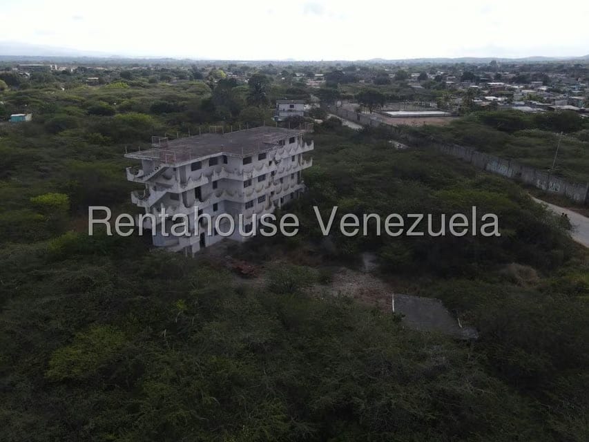 Terreno (Finca) en Venta en Parroquia El Cuji, Lara - 4