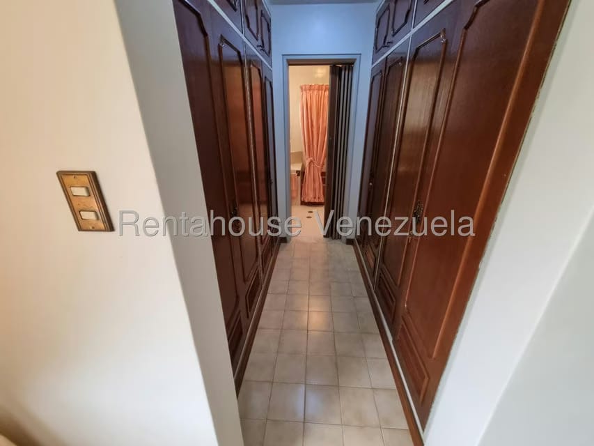 Casa (Multipes Niveles) en Venta en Colinas de Bello Monte, Distrito Metropolitano - 35
