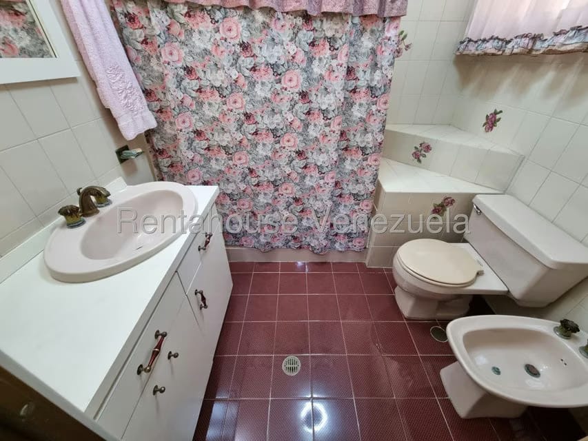 Casa (Multipes Niveles) en Venta en Colinas de Bello Monte, Distrito Metropolitano - 39
