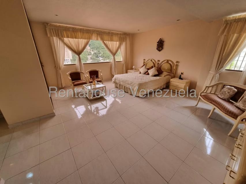 Casa (Multipes Niveles) en Venta en Colinas de Bello Monte, Distrito Metropolitano - 40