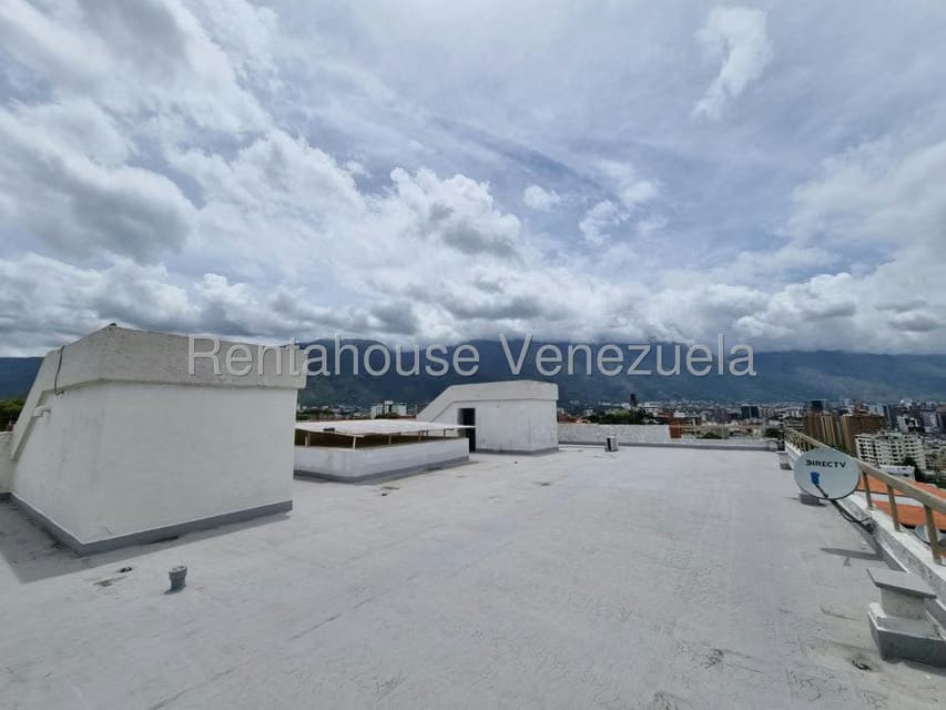 Casa (Multipes Niveles) en Venta en Colinas de Bello Monte, Distrito Metropolitano - 50