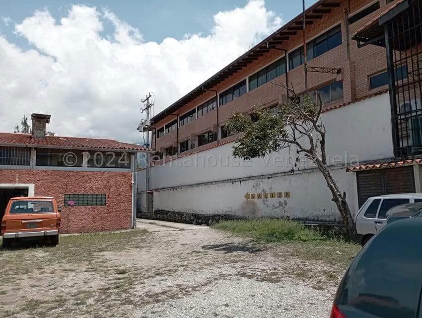 Comercial (Edificio) en Venta en Avenida Urdaneta, Merida - 25