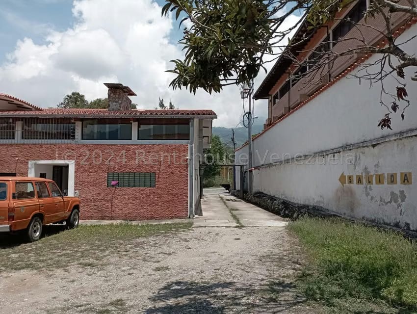 Comercial (Edificio) en Venta en Avenida Urdaneta, Merida - 26
