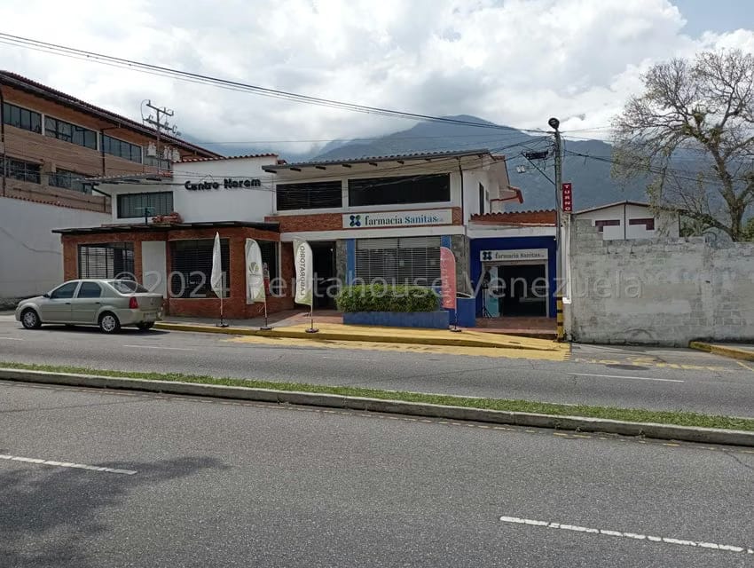 Comercial (Edificio) en Venta en Avenida Urdaneta, Merida - 28