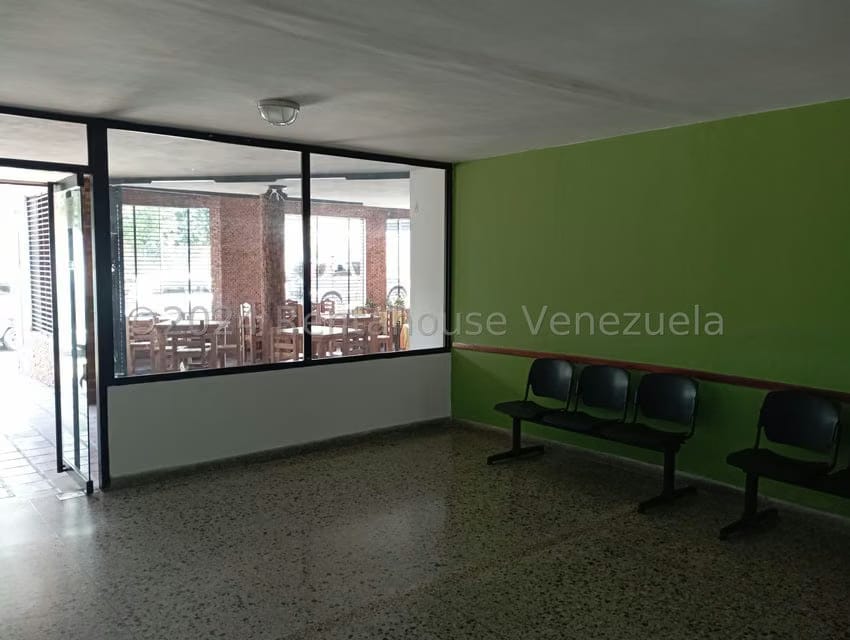 Comercial (Edificio) en Venta en Avenida Urdaneta, Merida - 8