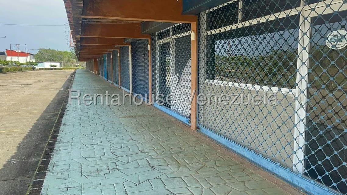 Comercial (Local Comercial) en Venta en Higuerote, Miranda - 2