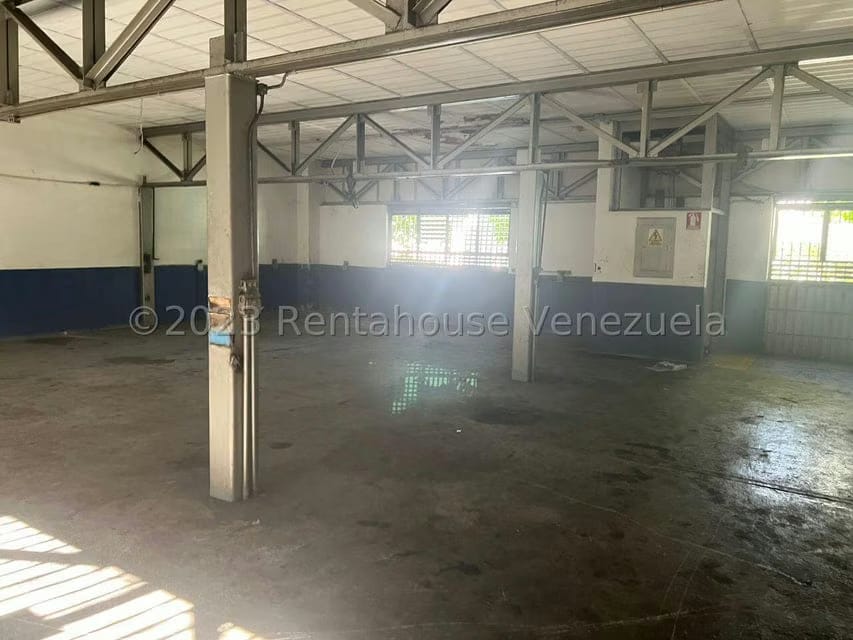 Comercial (Galpon - Deposito) en Venta en Las Acacias, Distrito Metropolitano - 3