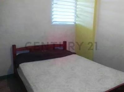 Se ofrece en Venta cómodo Apartamento ubicado en la Urb. Kennedy, Macarao - 3