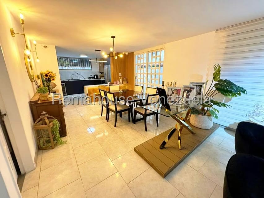 Casa (Duplex) en Venta en Alto Prado, Distrito Metropolitano - 11