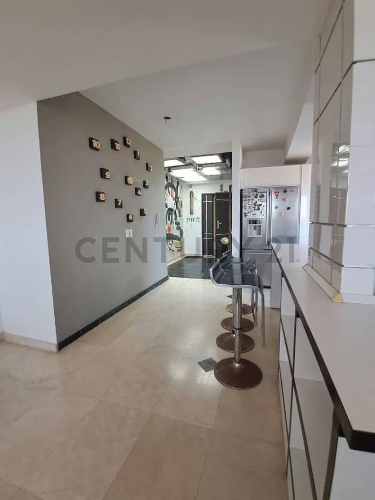Amplio apartamento en venta en Residencias San Jose Pampatar Isla de Margarita - 9