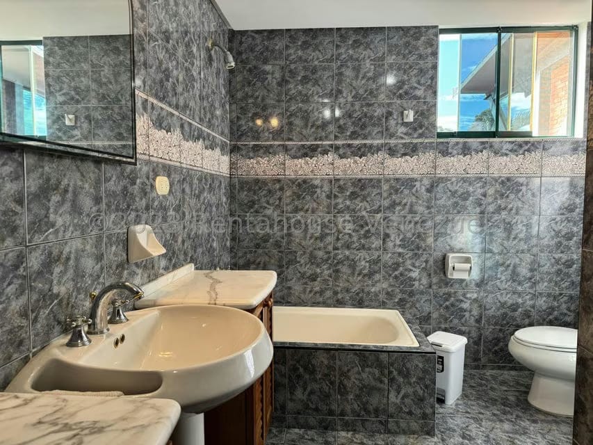 Casa (Multipes Niveles) en Venta en La Union, Distrito Metropolitano - 20