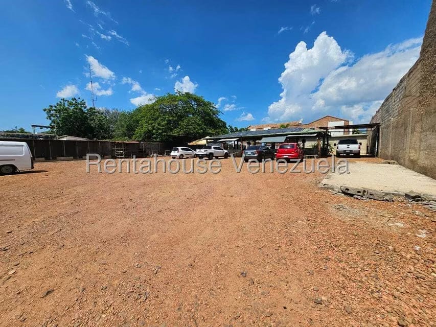 Terreno (Comercial) en Venta en Centro, Falcon - 16
