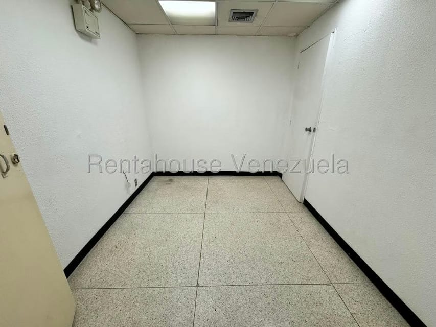 Comercial (Oficina) en Venta en Chacao, Distrito Metropolitano - 16