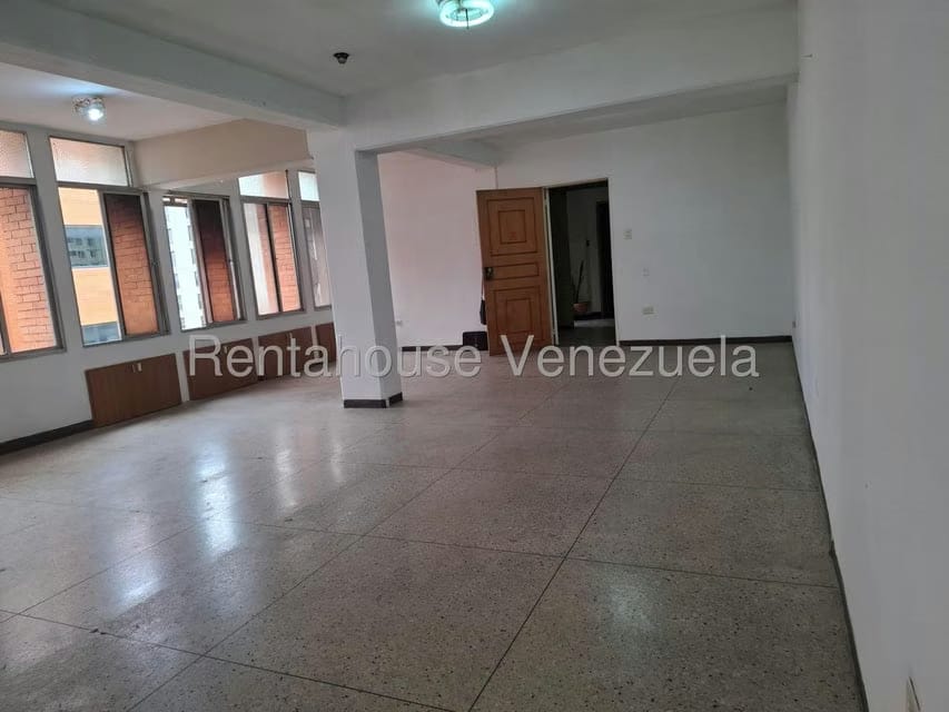 Comercial (Local Comercial) en Alquiler en Centro, Lara - 14
