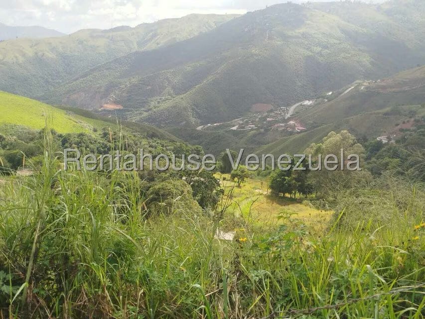Terreno (Comercial) en Venta en El Junquito, Distrito Metropolitano - 9