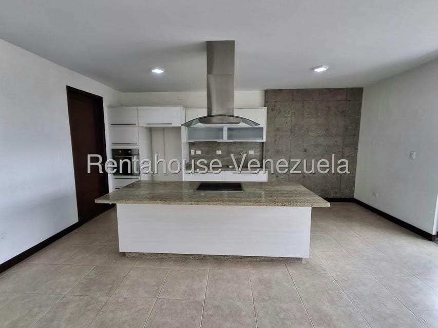 Apartamento (1 Nivel) en Alquiler en Zona Este, Lara - 11