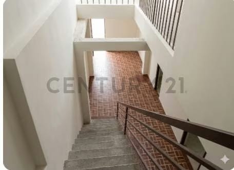 VENTA DE CASA RESIDENCIAL O COMERCIAL CAPUCHINOS - 2