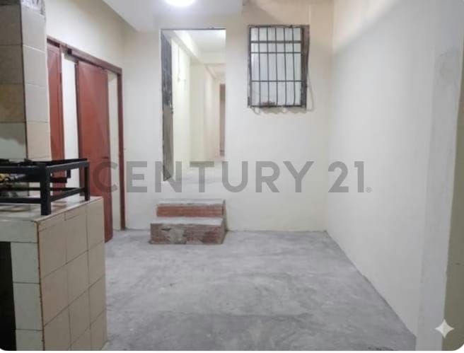 VENTA DE CASA RESIDENCIAL O COMERCIAL CAPUCHINOS - 4