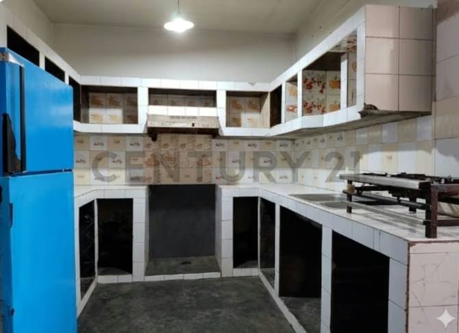 VENTA DE CASA RESIDENCIAL O COMERCIAL CAPUCHINOS - 5