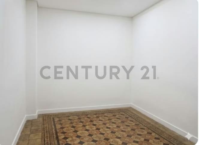 VENTA DE CASA RESIDENCIAL O COMERCIAL CAPUCHINOS - 8