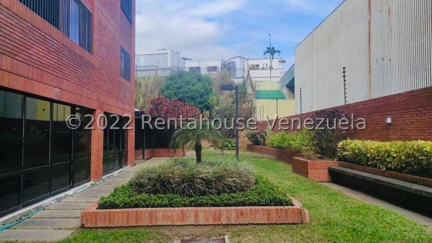 Apartamento (1 Nivel) en Venta en Los Samanes, Distrito Metropolitano - 28