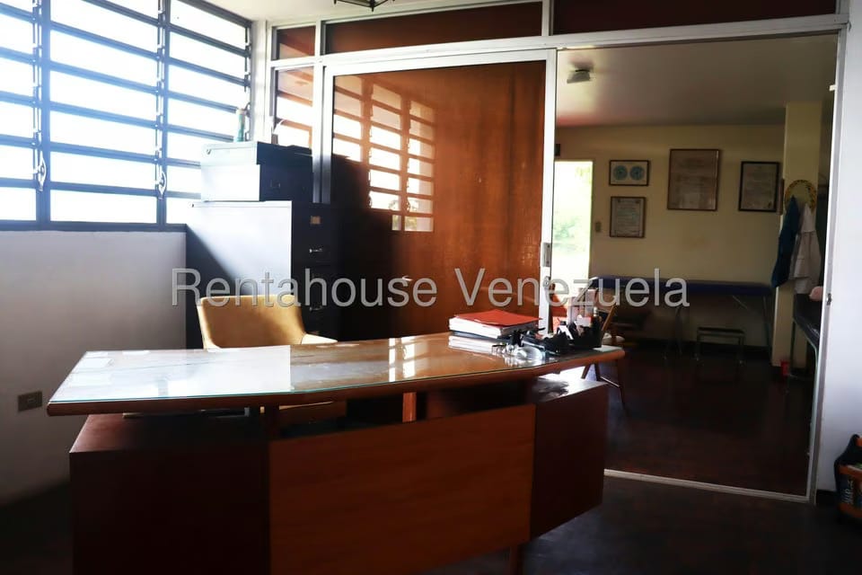 Casa (Contemporaneo) en Venta en Baruta, Distrito Metropolitano - 23