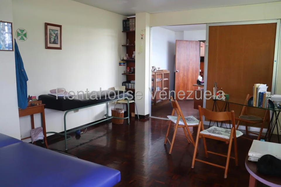 Casa (Contemporaneo) en Venta en Baruta, Distrito Metropolitano - 26