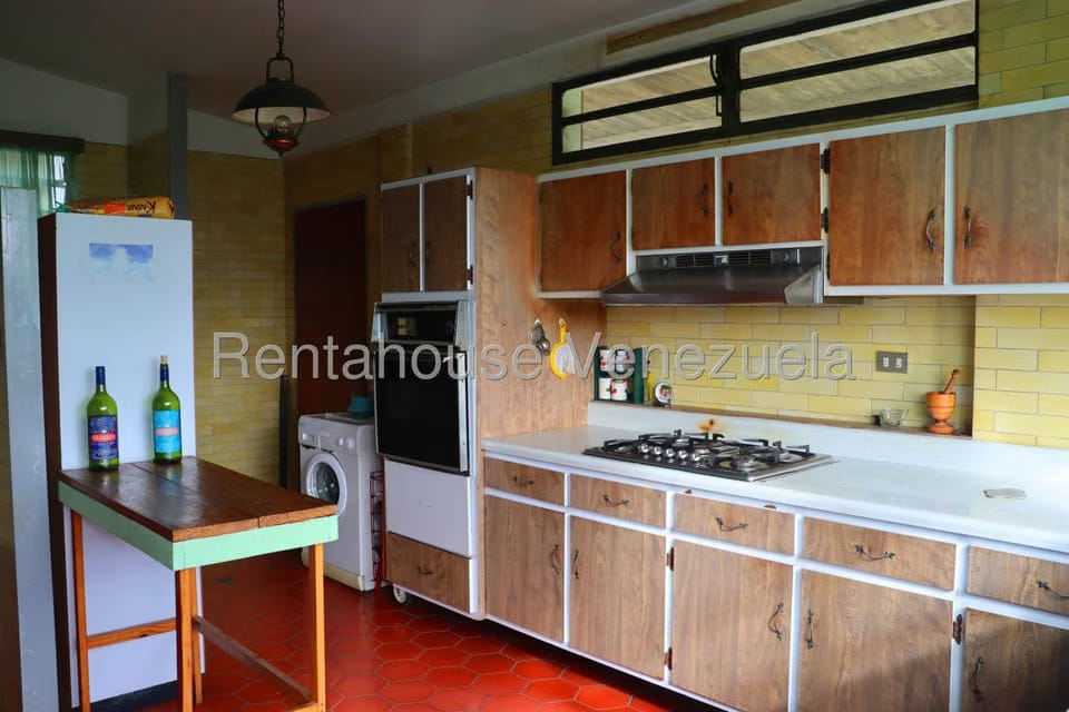 Casa (Contemporaneo) en Venta en Baruta, Distrito Metropolitano - 10