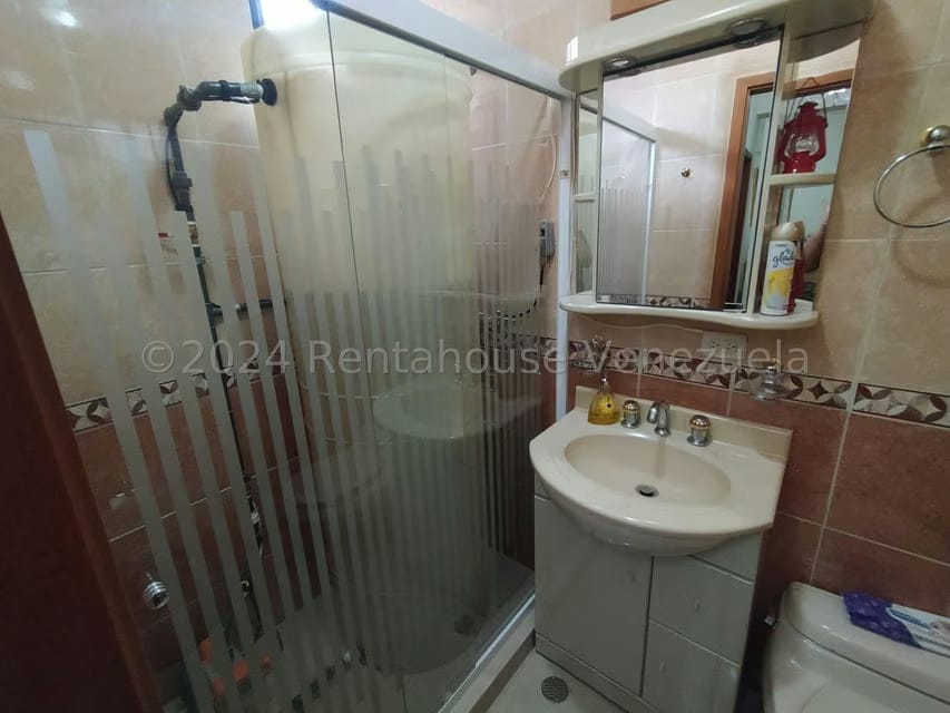 Apartamento (1 Nivel) en Venta en Del Este, Lara - 25