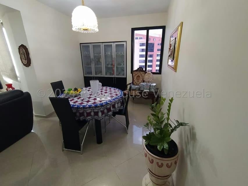 Apartamento (1 Nivel) en Venta en Del Este, Lara - 9