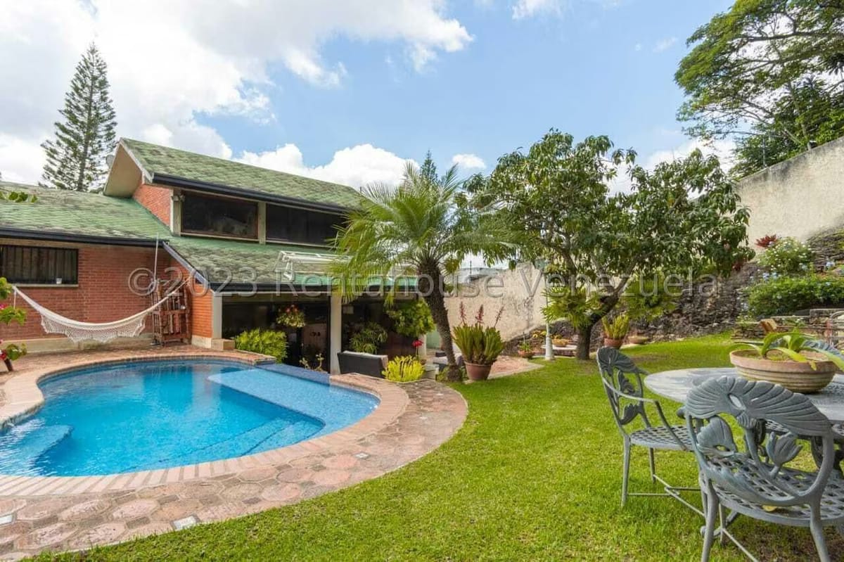 CASA EN VENTA-SELENE MARIN NOBREGA- MLS#23-25430