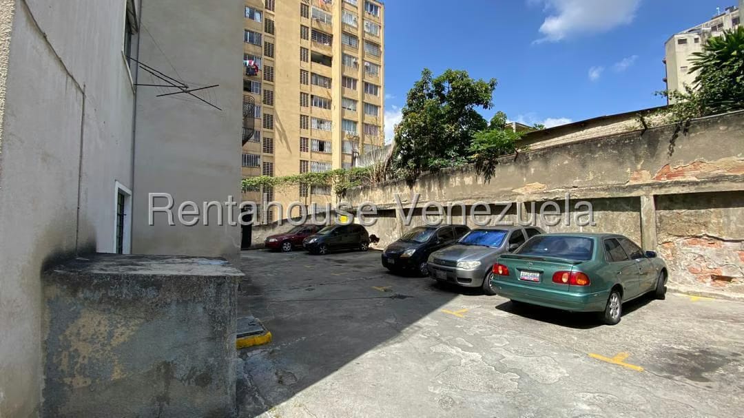 Apartamento (1 Nivel) en Venta en San Bernardino, Distrito Metropolitano - 15