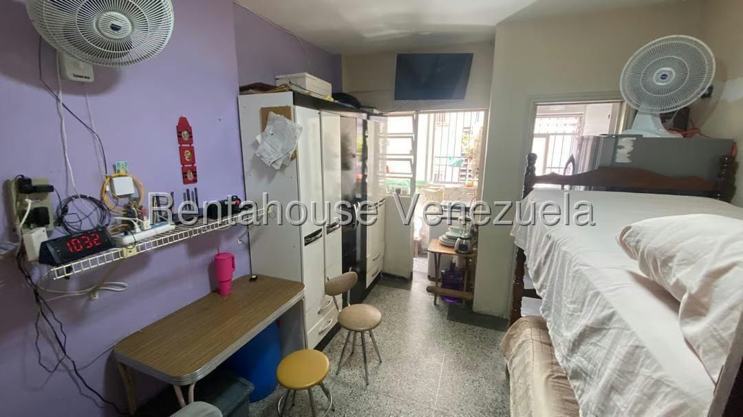 Apartamento (1 Nivel) en Venta en San Bernardino, Distrito Metropolitano - 9