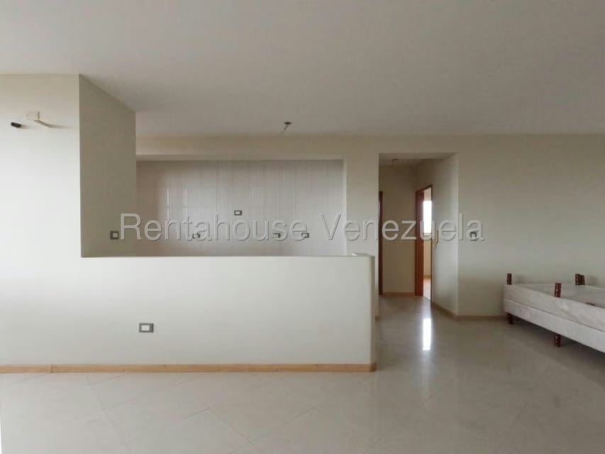 Apartamento (1 Nivel) en Venta en El Parque, Lara - 4