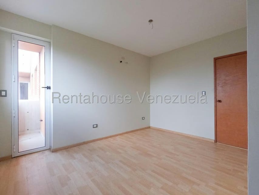 Apartamento (1 Nivel) en Venta en El Parque, Lara - 10
