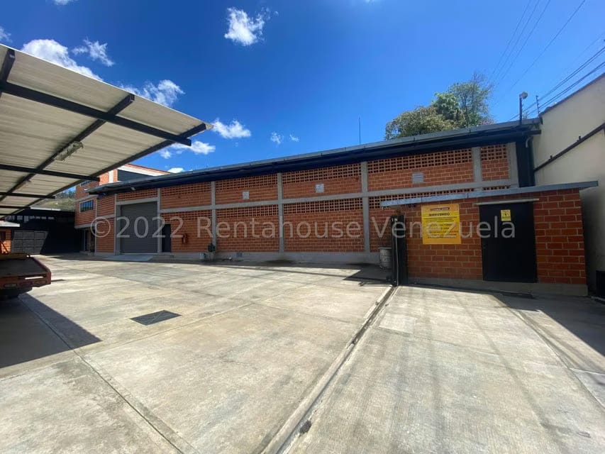 Comercial (Galpon - Deposito) en Alquiler en Parcelamiento El Prado, Miranda - 3