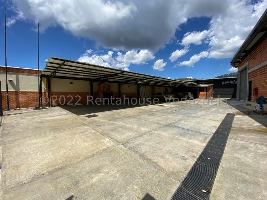 Comercial (Galpon - Deposito) en Alquiler en Parcelamiento El Prado, Miranda - 31