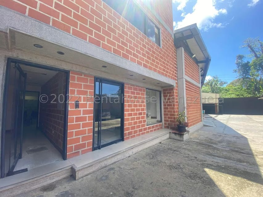 Comercial (Galpon - Deposito) en Alquiler en Parcelamiento El Prado, Miranda - 33